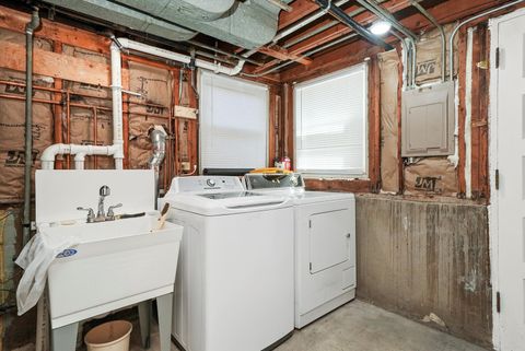 Tiny photo for 141 N Peck Avenue, La Grange, IL 60525 (MLS # 12489215)