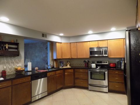 Tiny photo for 1025 S Fernandez Avenue #3M, Arlington Heights, IL 60005 (MLS # 12395889)