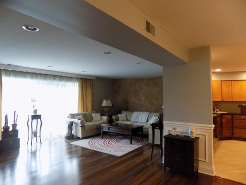 Tiny photo for 1025 S Fernandez Avenue #3M, Arlington Heights, IL 60005 (MLS # 12395889)