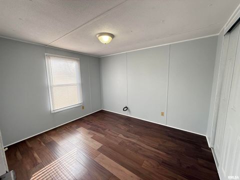 Tiny photo for 57 Timber Hollow Drive, Carbondale, IL 62901 (MLS # EB460804)