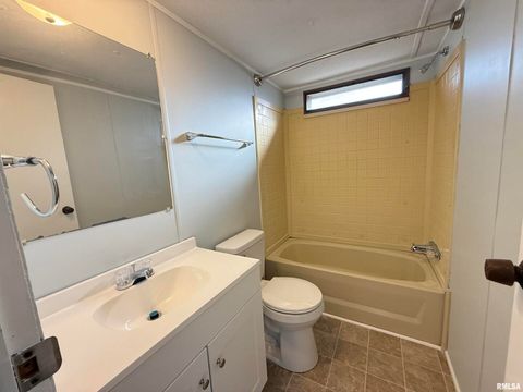 Tiny photo for 57 Timber Hollow Drive, Carbondale, IL 62901 (MLS # EB460804)