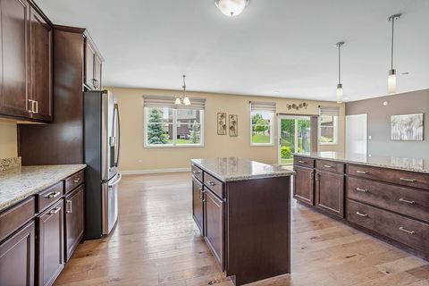 Tiny photo for 12427 Pemrose Court, Mokena, IL 60448 (MLS # 12682885)