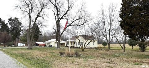 Tiny photo for 905 W BLAIR, Salem, IL 62881 (MLS # EB460744)