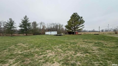 Tiny photo for 905 W BLAIR, Salem, IL 62881 (MLS # EB460744)