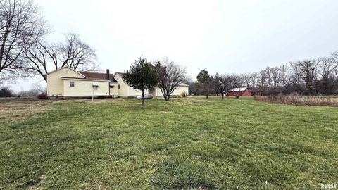 Tiny photo for 905 W BLAIR, Salem, IL 62881 (MLS # EB460744)