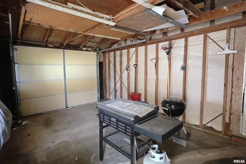 Tiny photo for 905 W BLAIR, Salem, IL 62881 (MLS # EB460744)