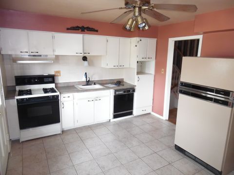 Tiny photo for 1616 N 12th Avenue, Melrose Park, IL 60160 (MLS # 12406281)