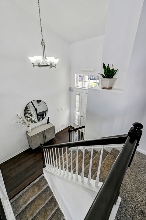 Tiny photo for 262 Waverly Court, Willowbrook, IL 60527 (MLS # 12590007)