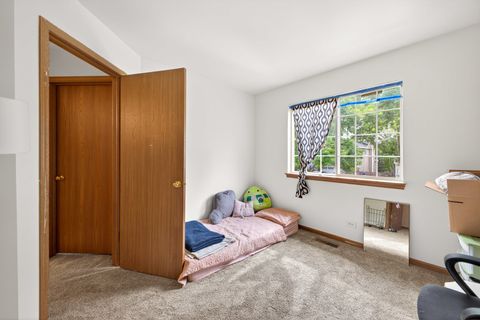 Tiny photo for 1675 Napa Drive, Gurnee, IL 60031 (MLS # 12711036)