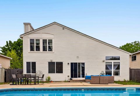 Tiny photo for 1675 Napa Drive, Gurnee, IL 60031 (MLS # 12711036)