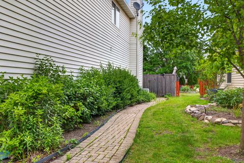 Tiny photo for 1675 Napa Drive, Gurnee, IL 60031 (MLS # 12711036)