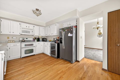Tiny photo for 1675 Napa Drive, Gurnee, IL 60031 (MLS # 12711036)
