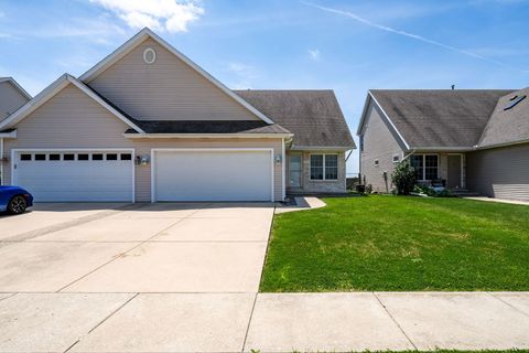 Photo of 1831 Marina Drive, Normal, IL 61761 (MLS # 12664722)