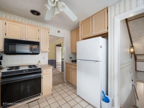Tiny photo for 10615 S Albany Avenue, Chicago, IL 60655 (MLS # 12684001)