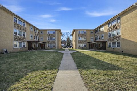 4859 W Byron Street 301W Chicago IL 60641