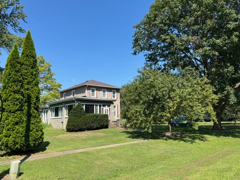 Tiny photo for 202 S Locust Street, Malden, IL 61337 (MLS # 12621799)