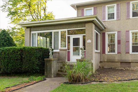 Tiny photo for 202 S Locust Street, Malden, IL 61337 (MLS # 12621799)