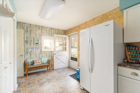 Tiny photo for 202 S Locust Street, Malden, IL 61337 (MLS # 12621799)