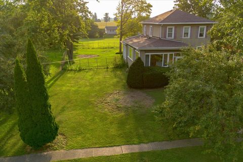 Tiny photo for 202 S Locust Street, Malden, IL 61337 (MLS # 12621799)