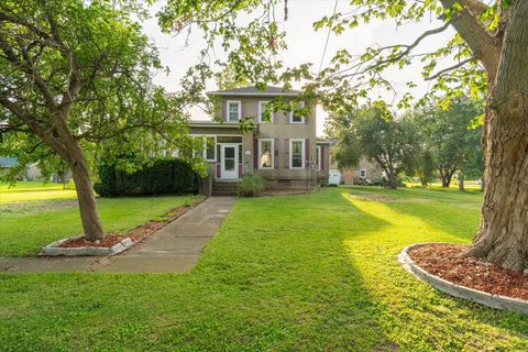 Tiny photo for 202 S Locust Street, Malden, IL 61337 (MLS # 12621799)