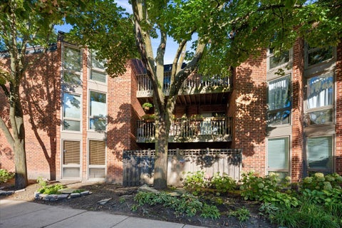 Photo of 2045 N Larrabee Street #7102, Chicago, IL 60614 (MLS # 12776896)