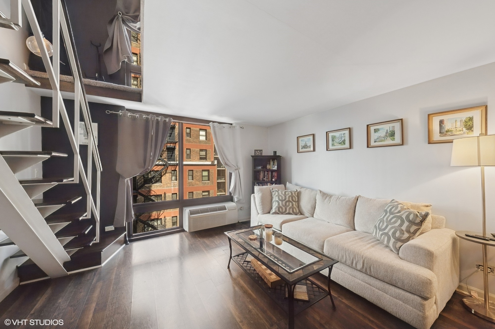 1221 N Dearborn Street 608S