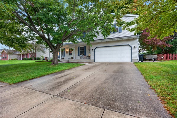 1208 ROYAL POINTE DR, BLOOMINGTON, IL 61704 - Image fcb364064a100abf70cd9ff7ce717f96/810638652