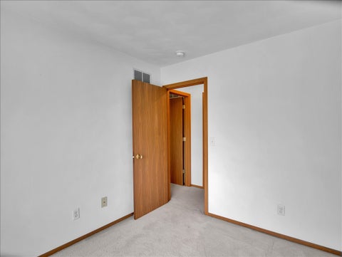 Tiny photo for 5706 Heaton Court, Rockford, IL 61109 (MLS # 12745414)