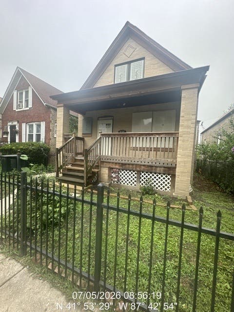 Photo of 532 N Drake Avenue, Chicago, IL 60624 (MLS # 12701441)