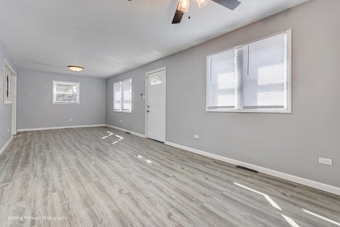 Tiny photo for 14034 S Saginaw Avenue, Burnham, IL 60633 (MLS # 12752668)