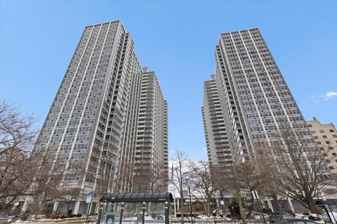 4250 N Marine Drive 906 Chicago IL 60613