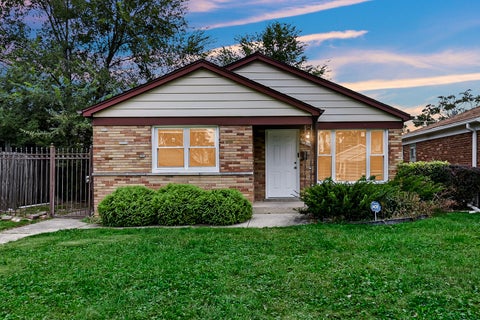 Photo of 14905 Edbrooke Avenue, Dolton, IL 60419 (MLS # 12770420)