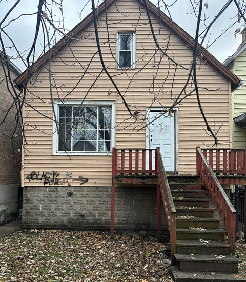 Photo of 8118 S Muskegon Avenue, Chicago, IL 60617 (MLS # 12528021)