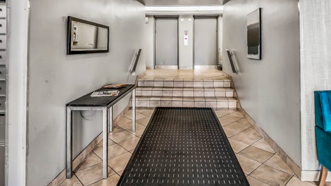 Tiny photo for 6300 N Sheridan Road #802, Chicago, IL 60660 (MLS # 12742938)