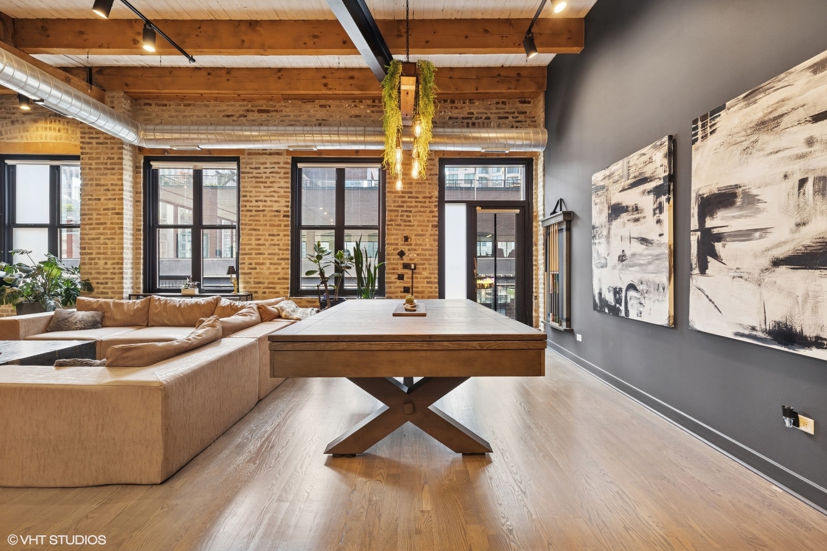 154 W Hubbard Street 603