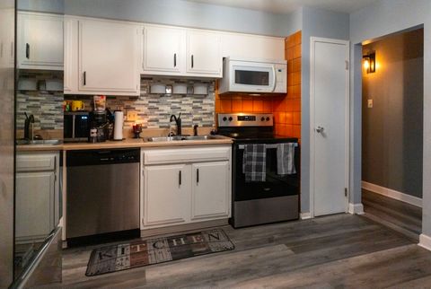 Tiny photo for 700 N BRUCE Lane #616, Glenwood, IL 60425 (MLS # 12565931)