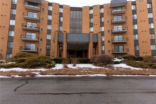 700 N BRUCE LN APT 616, GLENWOOD, IL 60425 - Image fcba6eddc8aa2ea257415aee98b23355/944835448