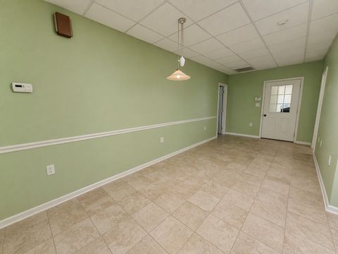 Tiny photo for 2123 North Avenue, Metropolis, IL 62960 (MLS # 12621317)