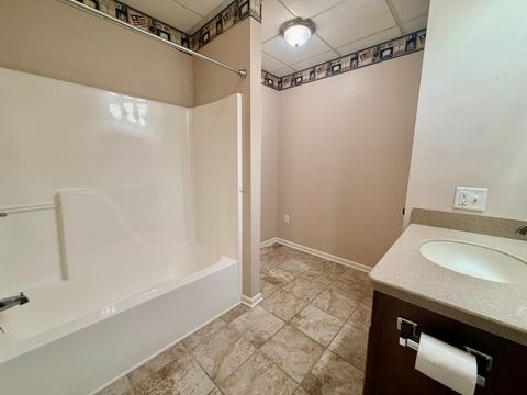 Tiny photo for 2123 North Avenue, Metropolis, IL 62960 (MLS # 12621317)