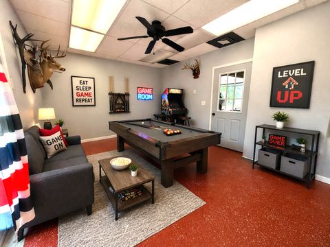 Tiny photo for 2123 North Avenue, Metropolis, IL 62960 (MLS # 12621317)