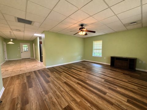 Tiny photo for 2123 North Avenue, Metropolis, IL 62960 (MLS # 12621317)