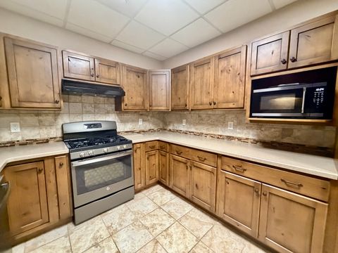 Tiny photo for 2123 North Avenue, Metropolis, IL 62960 (MLS # 12621317)