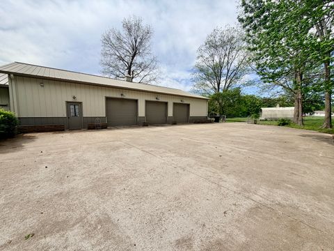 Tiny photo for 2123 North Avenue, Metropolis, IL 62960 (MLS # 12621317)