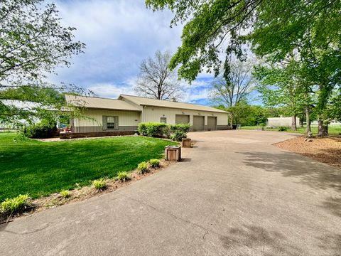 Tiny photo for 2123 North Avenue, Metropolis, IL 62960 (MLS # 12621317)