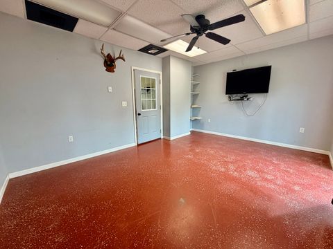 Tiny photo for 2123 North Avenue, Metropolis, IL 62960 (MLS # 12621317)