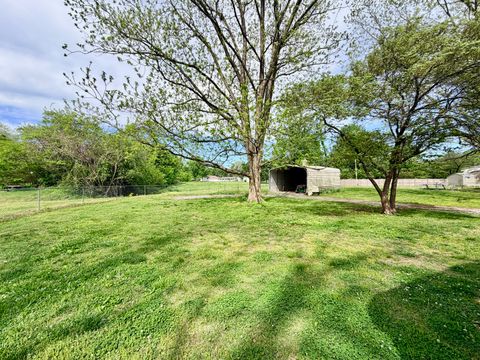 Tiny photo for 2123 North Avenue, Metropolis, IL 62960 (MLS # 12621317)