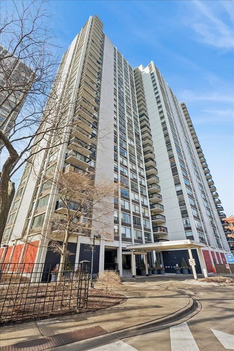 Photo of 1460 N Sandburg Street #2904, Chicago, IL 60610 (MLS # 12597547)