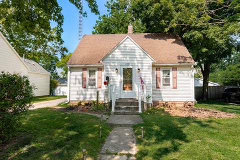 Tiny photo for 1109 N Mill Street, Pontiac, IL 61764 (MLS # 12705596)