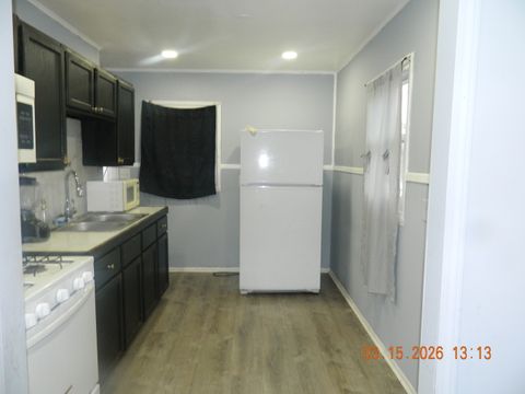 Tiny photo for 202 N Loucks Street, Aurora, IL 60505 (MLS # 12592978)