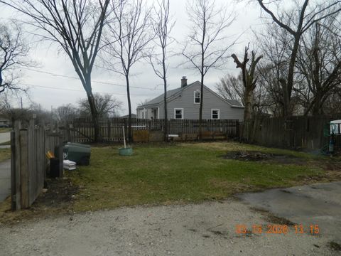 Tiny photo for 202 N Loucks Street, Aurora, IL 60505 (MLS # 12592978)